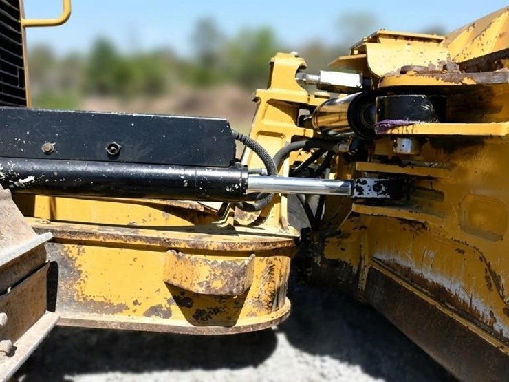 2019-caterpillar-d6n-lgp-image-10