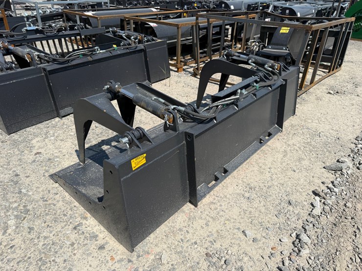 #2068-•-unused-jct-84"-skid-steer-grapple-bucket-inv#49890-image-1