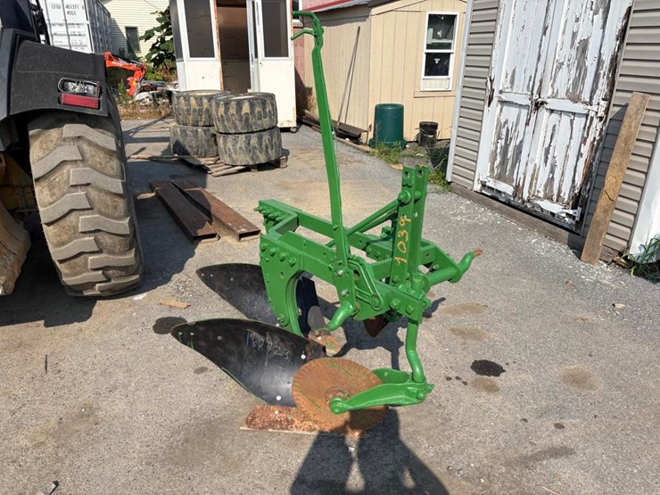 john-deere-2-image-2
