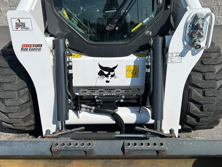 2024-bobcat-s650v2-skid-steer-loader-image-11