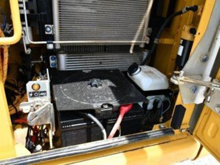 2017-caterpillar-313fl-image-7