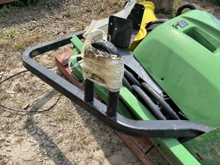 john-deere-gator-image-14