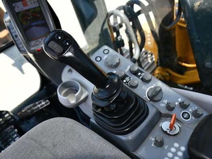 2019-deere-160g-lc-image-27