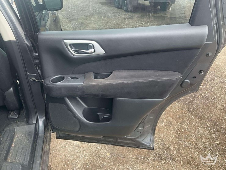 2014-nissan-pathfinder-image-20
