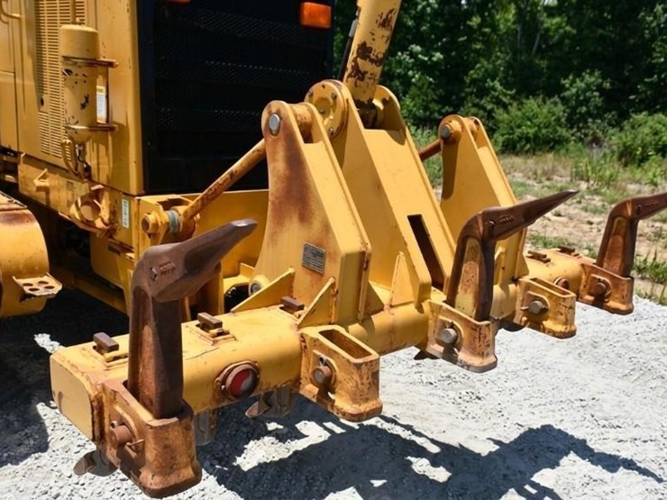 2002-caterpillar-140h-image-11