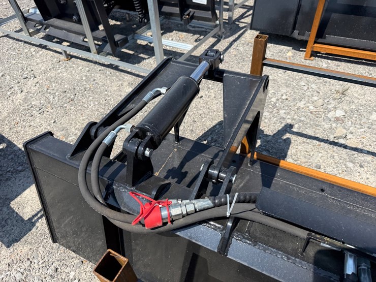 #2065-•-unused-pg772-skid-steer-plate-grabber-cpbzmq2604071-inv#48880-image-8