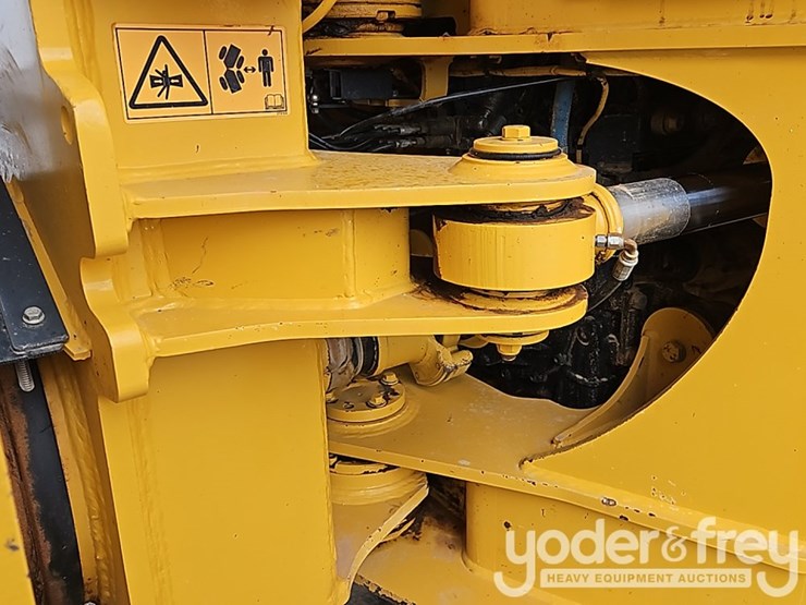 2022-bell-b45e-image-29