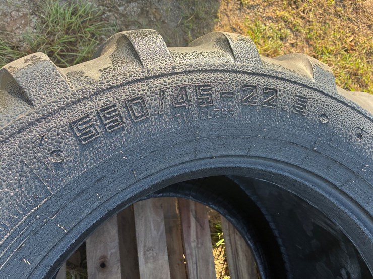 #2439-•-55/45/22-floation-tire-image-2