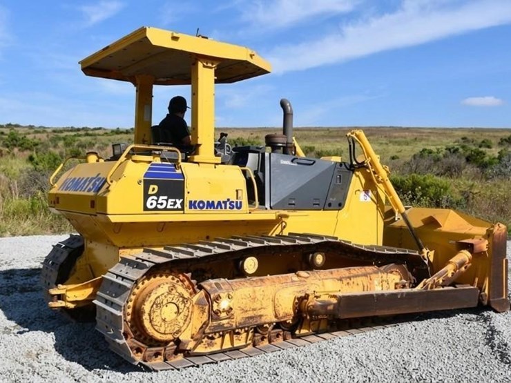 2006-komatsu-d65ex-image-22