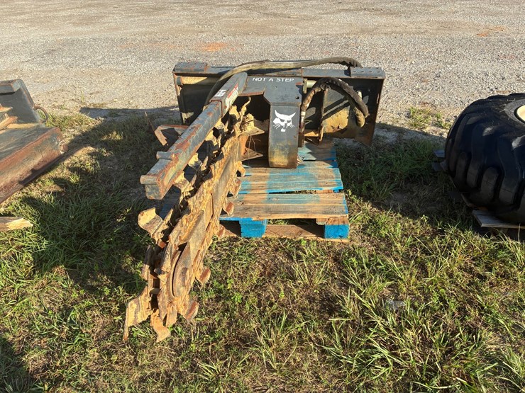 #2437-•-bobcat-brand-trencher-image-2