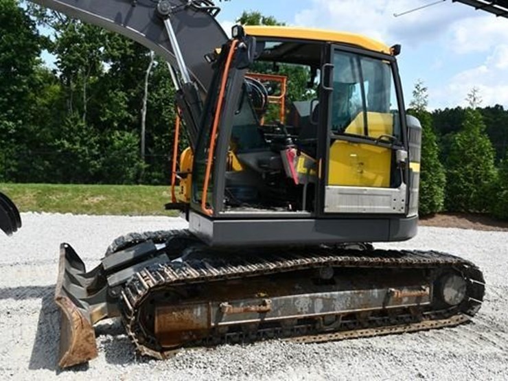 2021-volvo-ecr145el-image-16