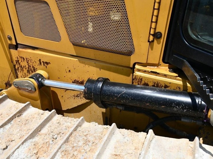 2018-caterpillar-d5k2-lgp-image-9