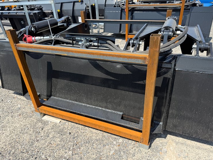 #2065-•-unused-pg772-skid-steer-plate-grabber-cpbzmq2604071-inv#48880-image-5