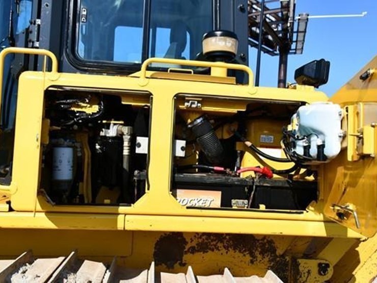 2019-komatsu-d65wx-18-image-11
