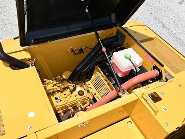 2020-caterpillar-316fl-image-36
