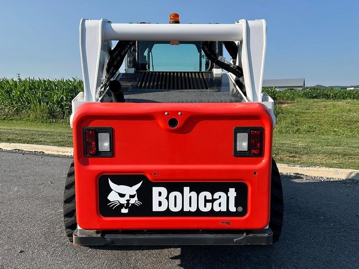 2023-bobcat-s650v2-skid-steer-loader-image-4