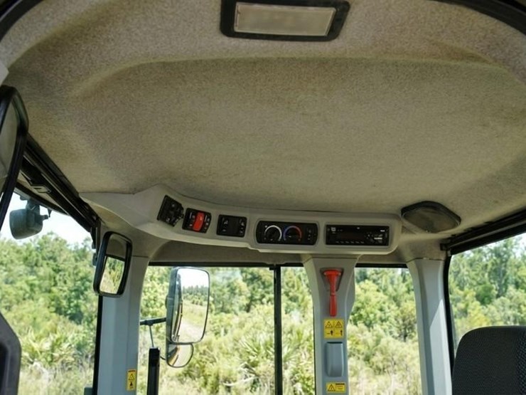 2020-caterpillar-938m-image-24