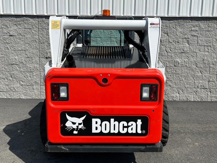 2024-bobcat-s650v2-skid-steer-loader-image-4