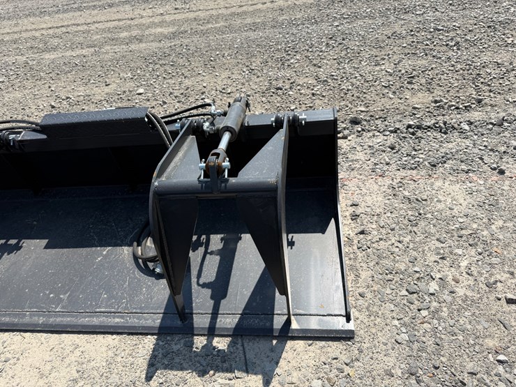 #2068-•-unused-jct-84"-skid-steer-grapple-bucket-inv#49890-image-10