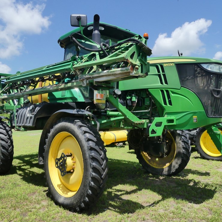 2014 JOHN DEERE R4030