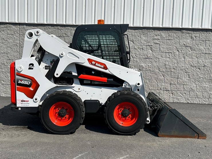 2024-bobcat-s650v2-skid-steer-loader-image-6