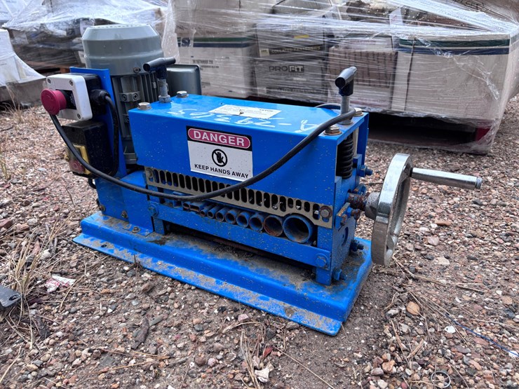 #39365-•-electric-vevor-wirestripper-image-1