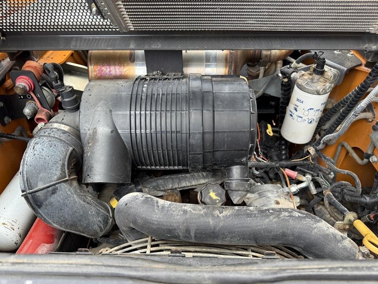 2015-case-sr270-image-14