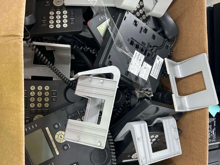 avaya-phones-image-1