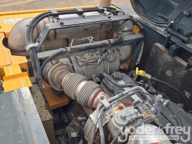hyundai-hx260l-image-51