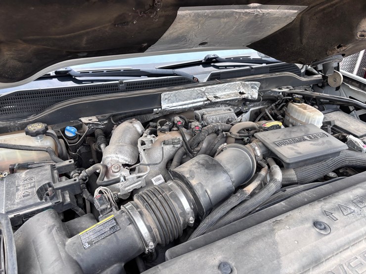 2018-chevrolet-silverado-2500-image-13