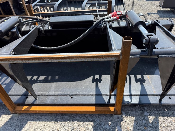 #2065-•-unused-pg772-skid-steer-plate-grabber-cpbzmq2604071-inv#48880-image-10