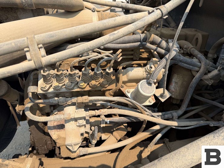 1992-freightliner-fl70-image-32