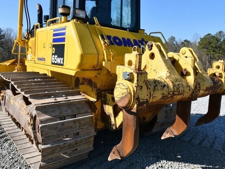 2019-komatsu-d65wx-18-image-10