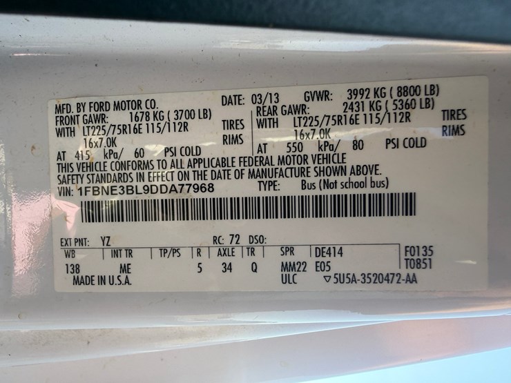 2013-ford-e350-image-88