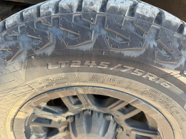 2013-ford-e350-image-5