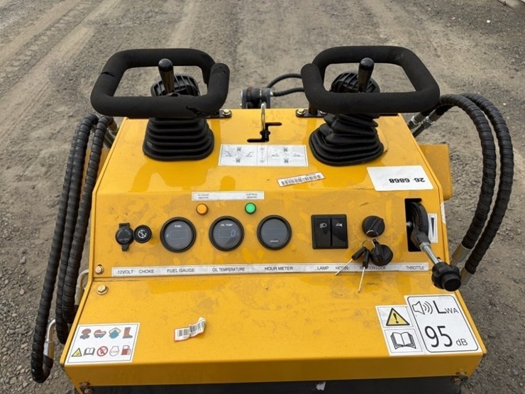 2026-machpro-mp-s380-mini-compact-track-loader-image-25
