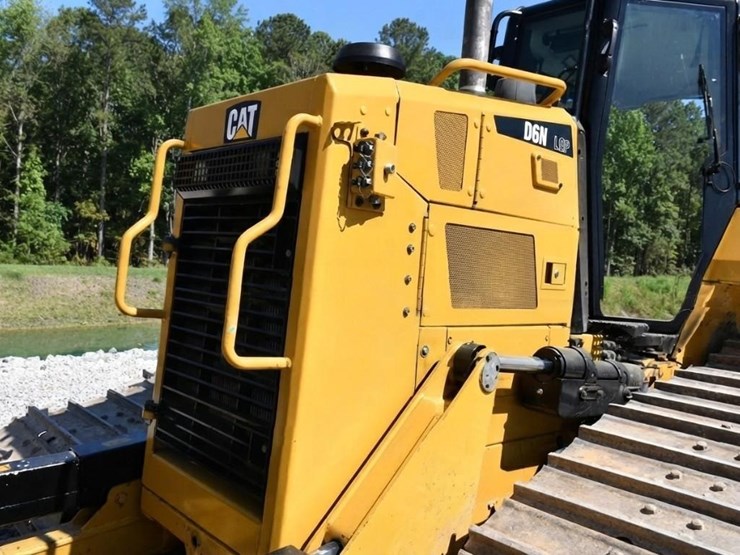2019-caterpillar-d6n-lgp-image-3