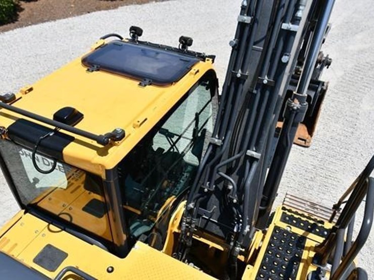 2019-deere-160g-lc-image-47