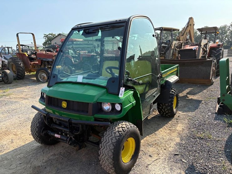 john-deere-gator-image-3