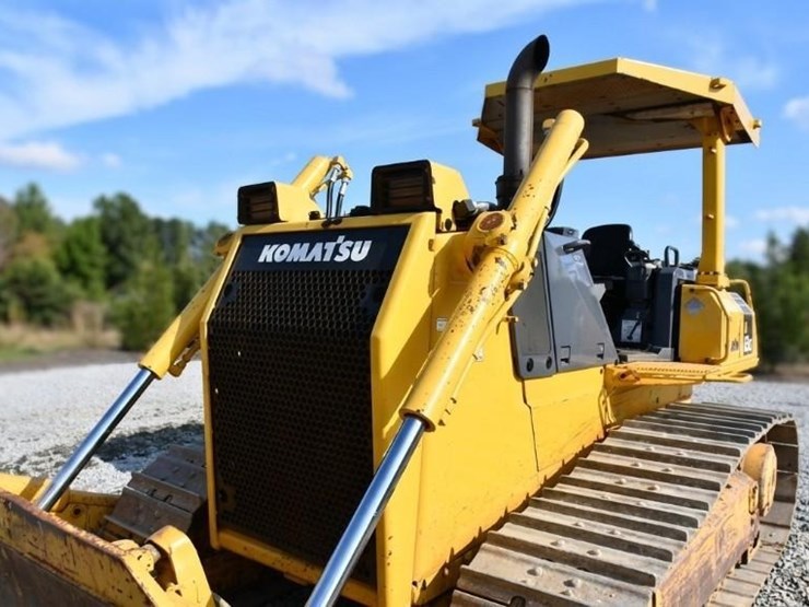 2006-komatsu-d65ex-image-4