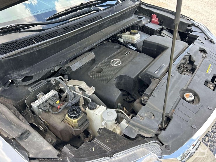 2016-nissan-pathfinder-image-9