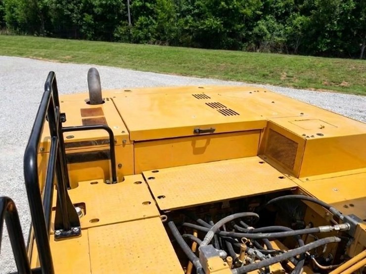 2019-caterpillar-336-image-34