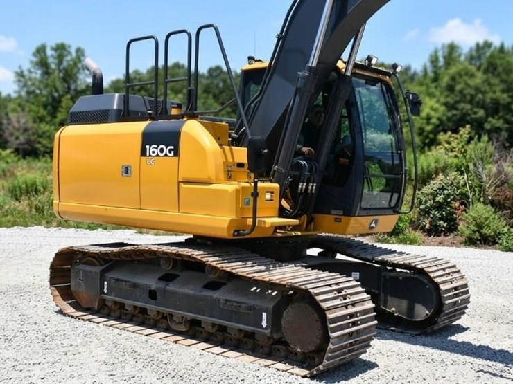 2019-deere-160g-lc-image-37