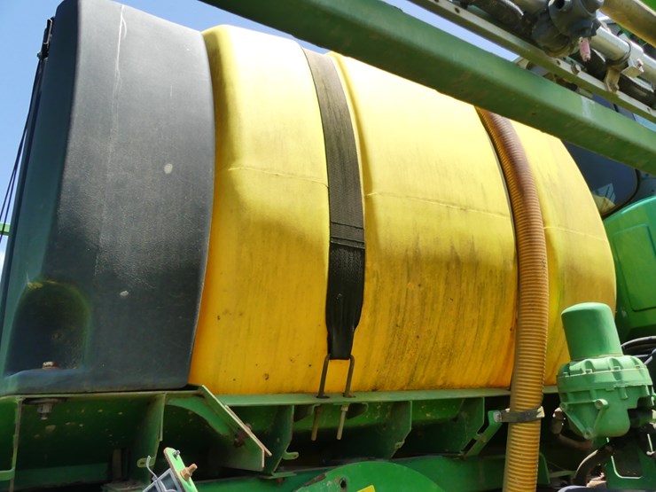 2014-john-deere-r4030-image-12