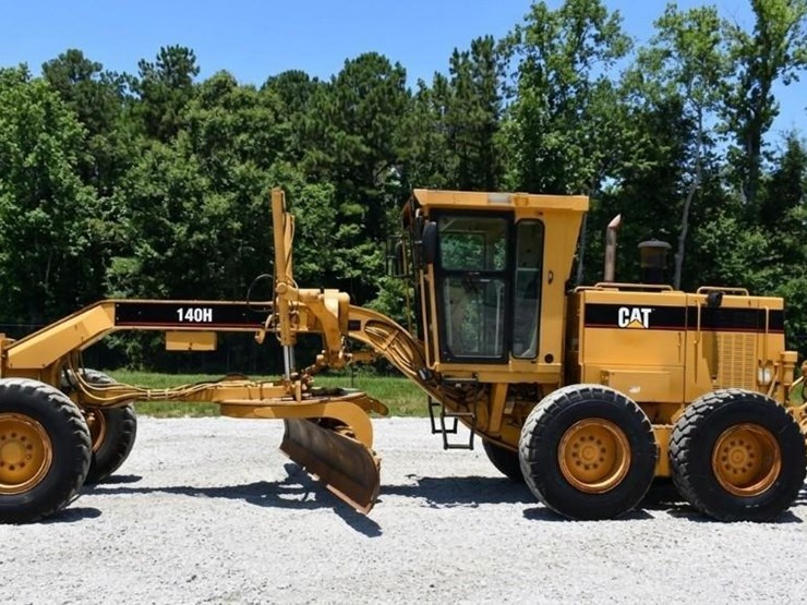 2002-caterpillar-140h-image-6