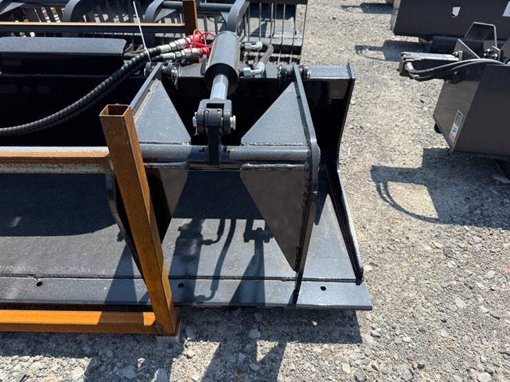 #2065-•-unused-pg772-skid-steer-plate-grabber-cpbzmq2604071-inv#48880-image-9