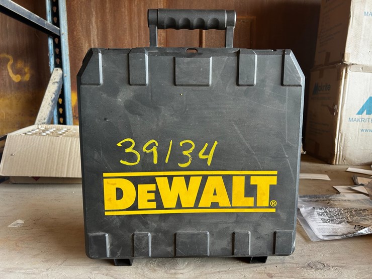 #39134-•-dewalt-cordless-hammer-drill/driver-kit-image-2