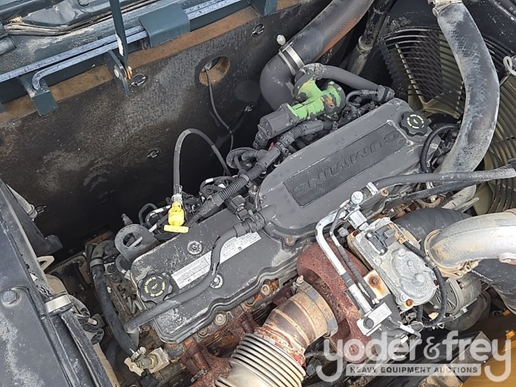 hyundai-hx260l-image-56