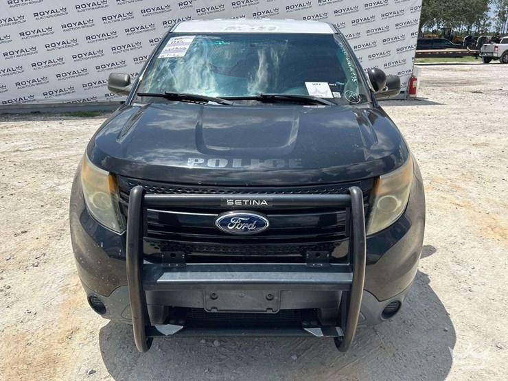 2013-ford-explorer-image-25
