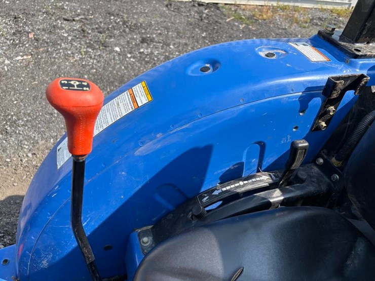new-holland-110tl-image-22